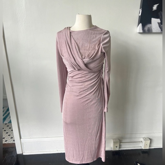 ASTR The Label Mauve Ruched Midi Dress - Picture 6 of 13